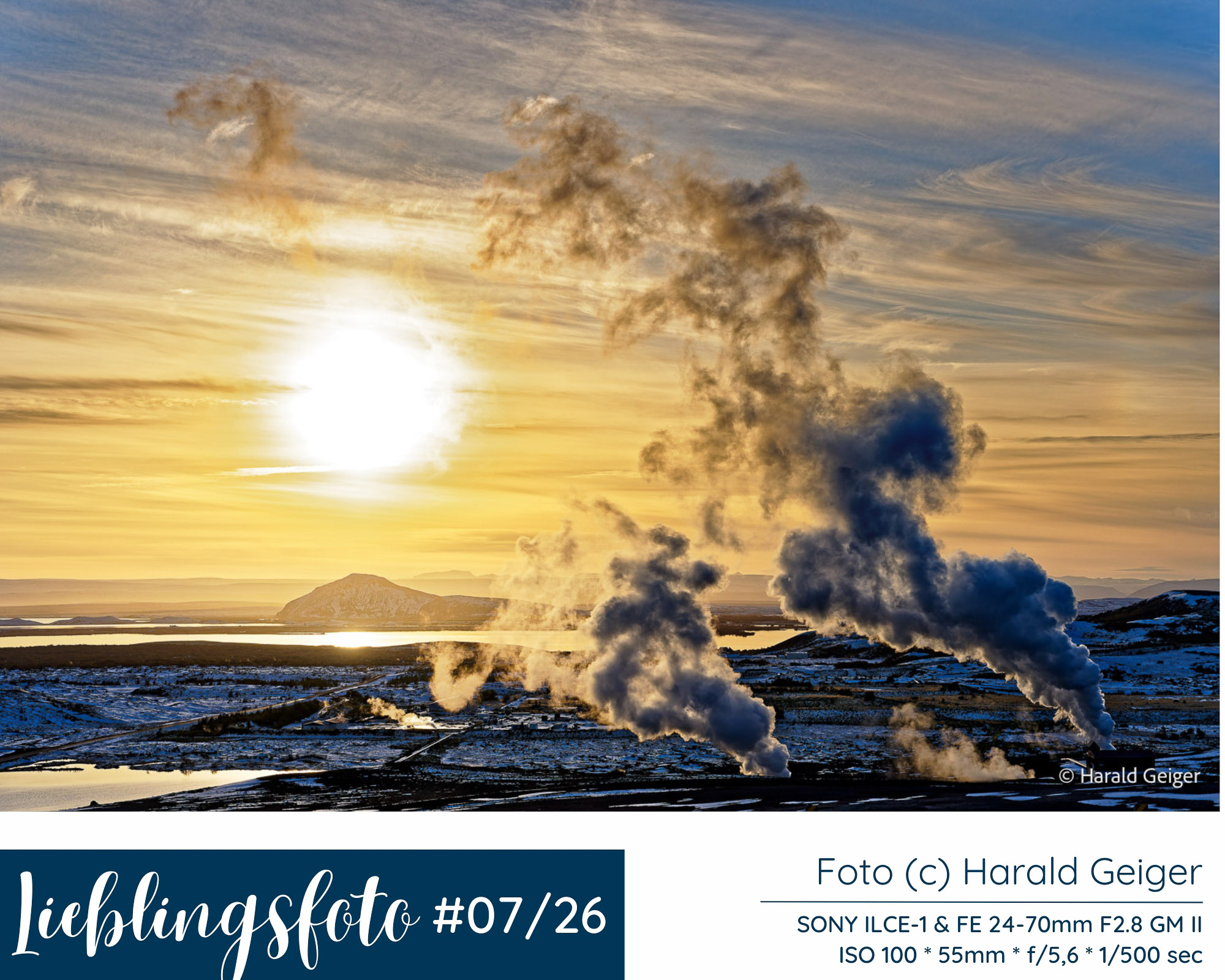 Dampfsäulen in einer winterlichen Landschaft in Nordisland bei tief stehender Sonne, Lieblingsfoto 07/2026 von Harald Geiger